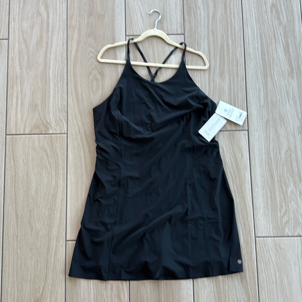 Athleta Infinity Dress Black